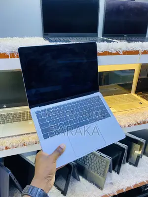 New Laptop Apple MacBook Air 2019 8GB Intel Core I5 SSD 128GB
