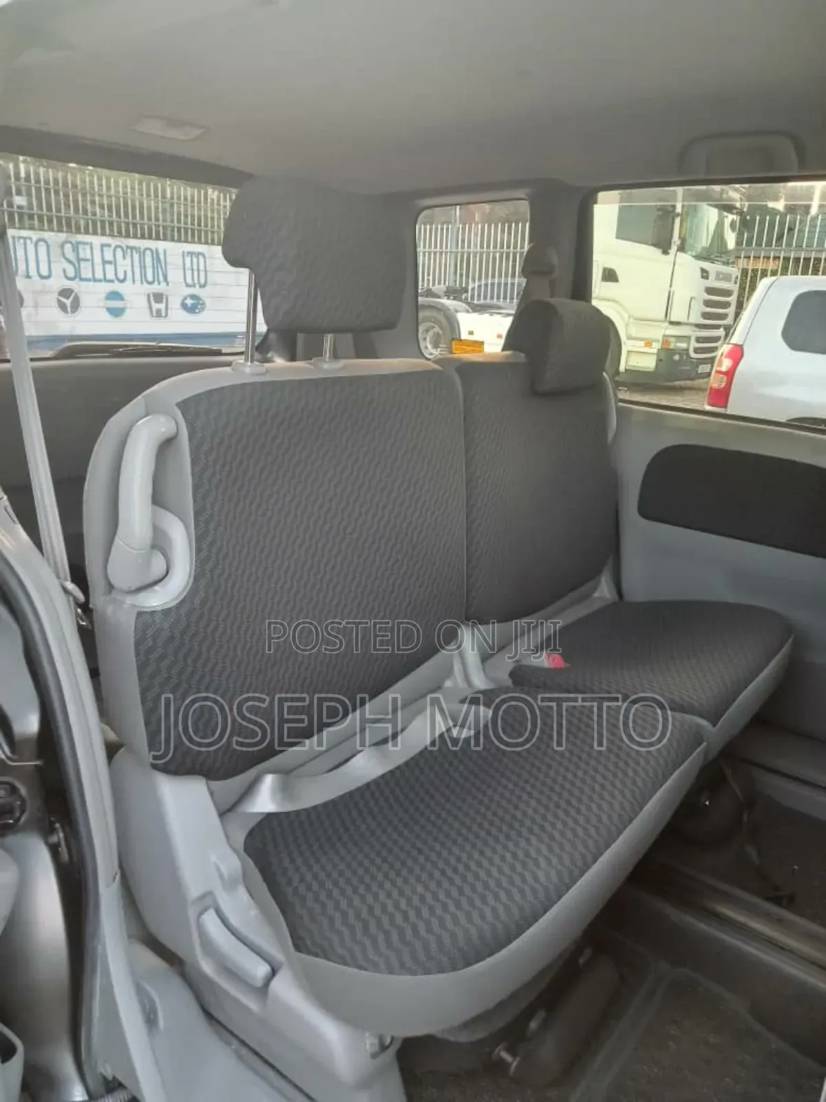 Toyota Sienta 1.5 AWD 2008 Gray
