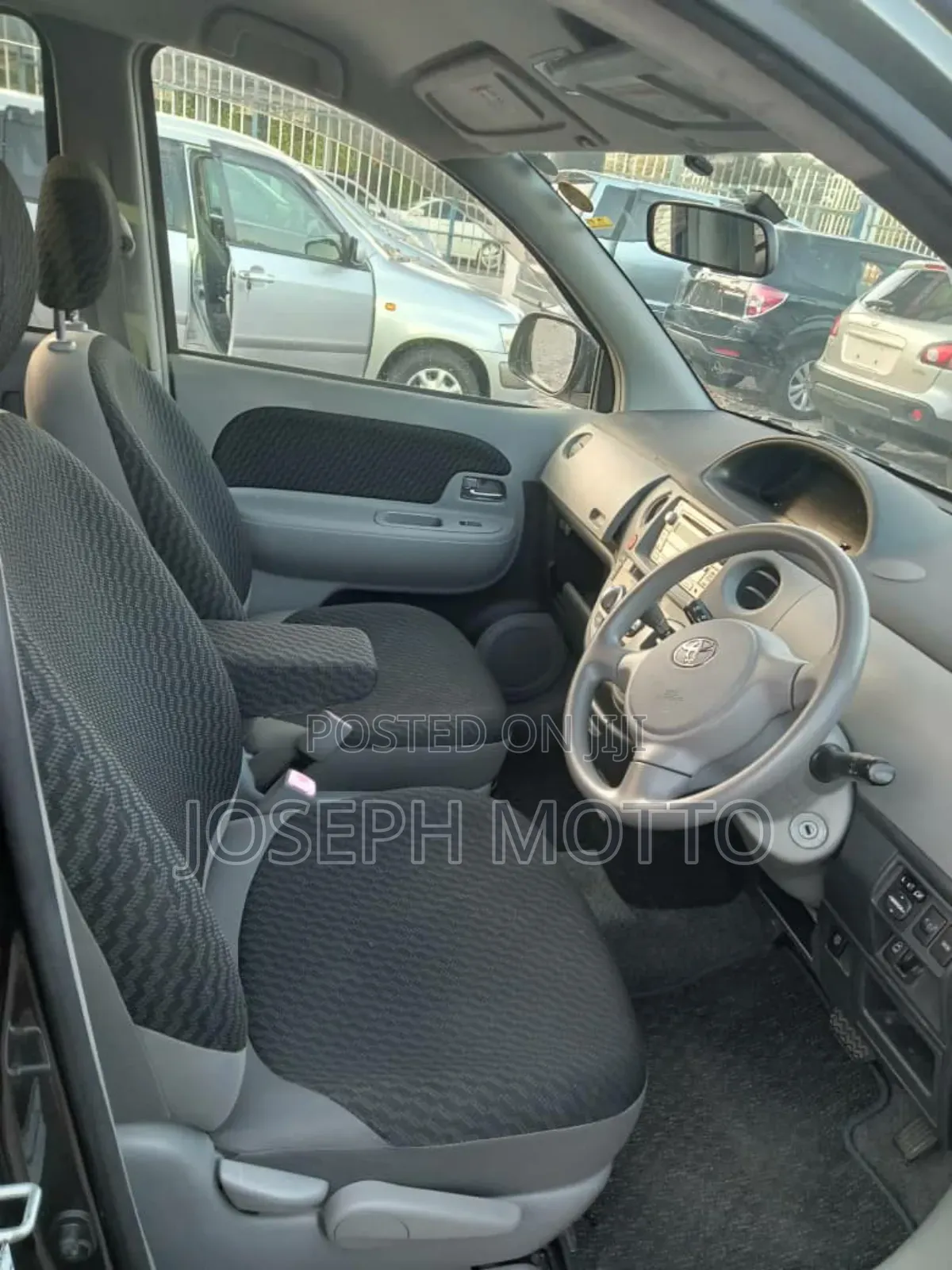 Toyota Sienta 1.5 AWD 2008 Gray
