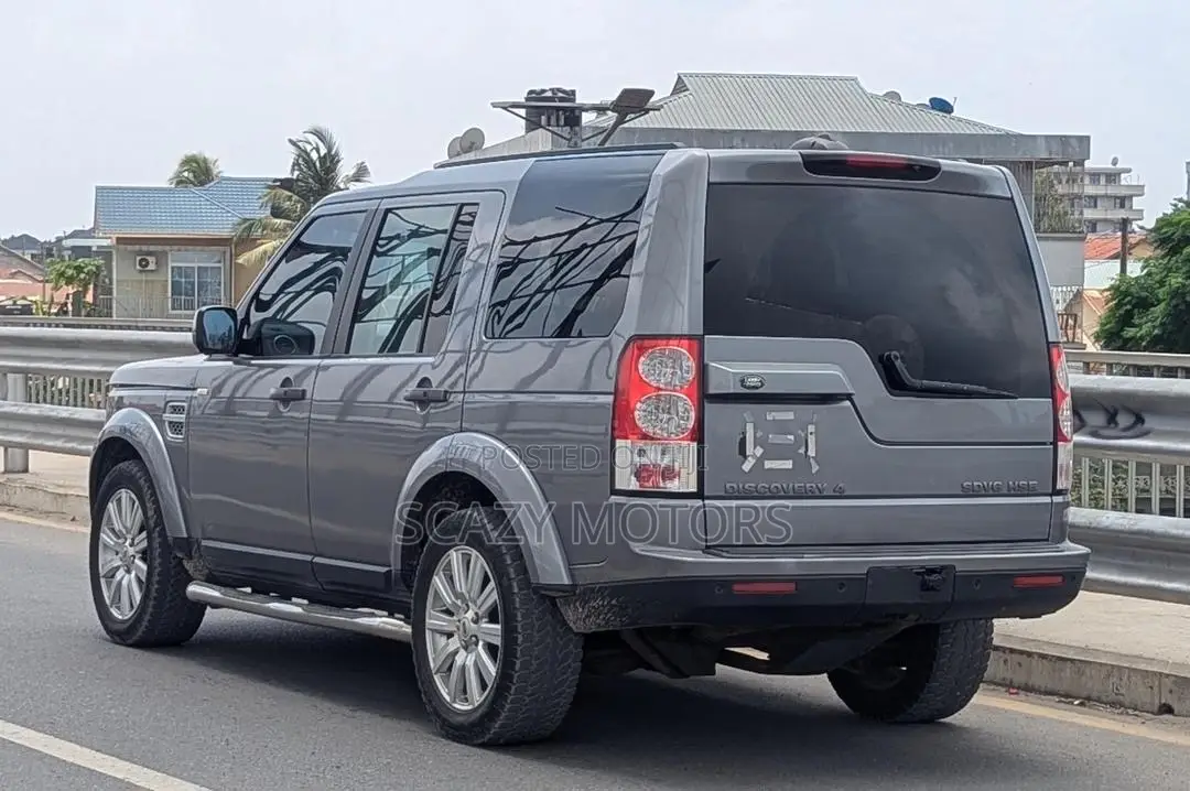 Land Rover Discovery 2010 Gray