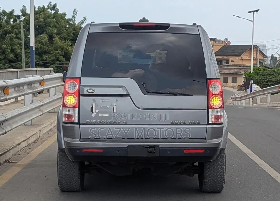 Land Rover Discovery 2010 Gray