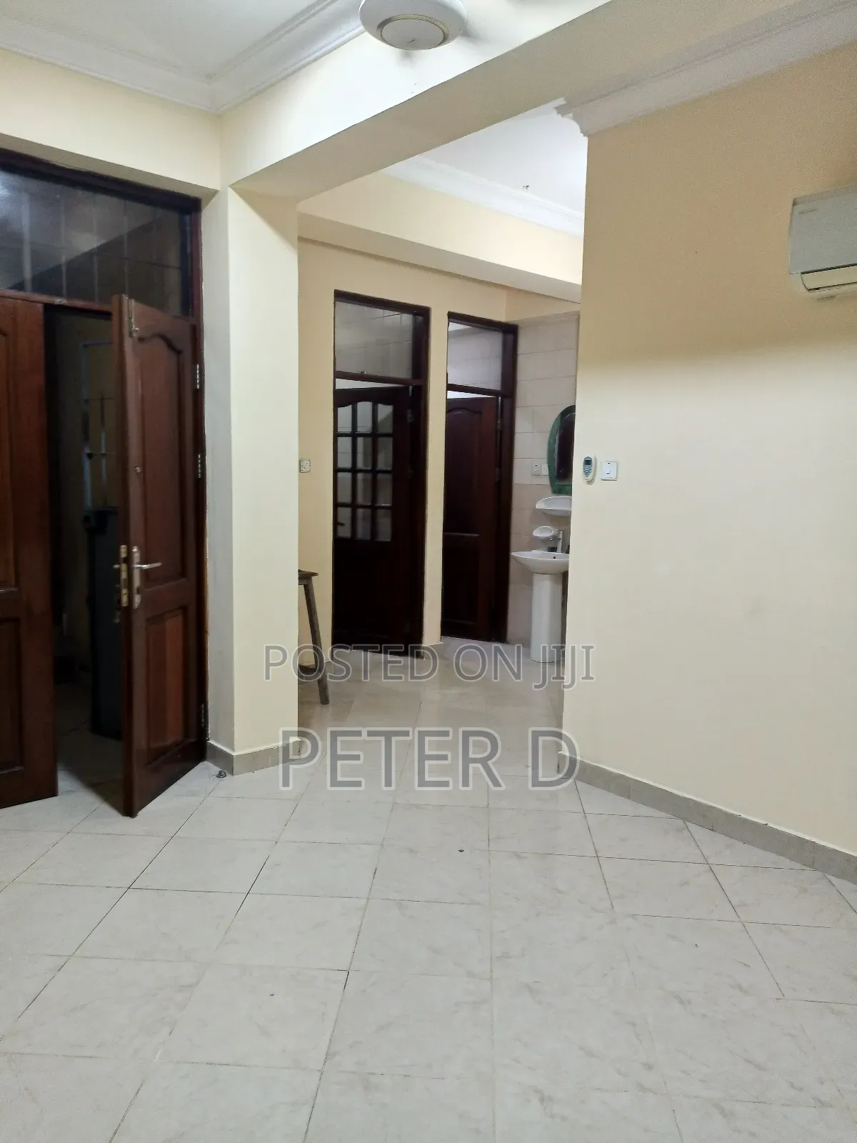 3bdrm Apartment in Kariakoo for rent