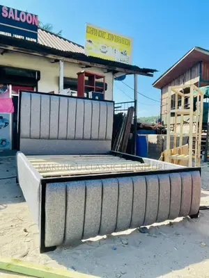 Kitanda Cha Bedsofa Size 5/6