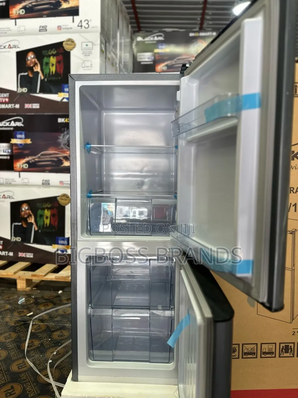 Blackark 158L Comb Freezer Iko Chini