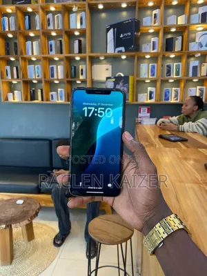 Apple iPhone 11 Pro Max 64 GB