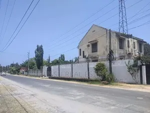 6bdrm House in Regent Estate, Mikocheni for sale
