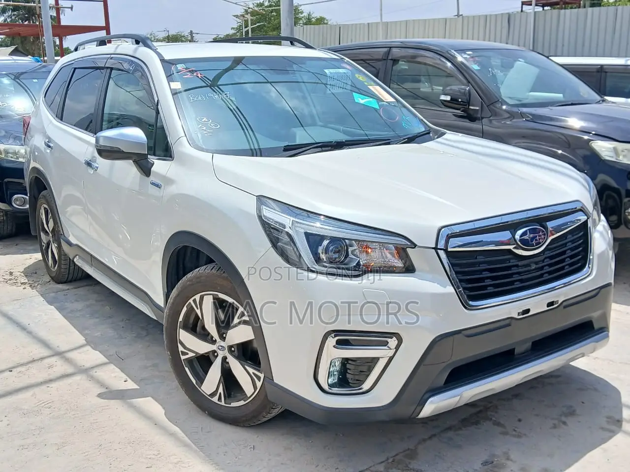 Subaru Forester 2018 White