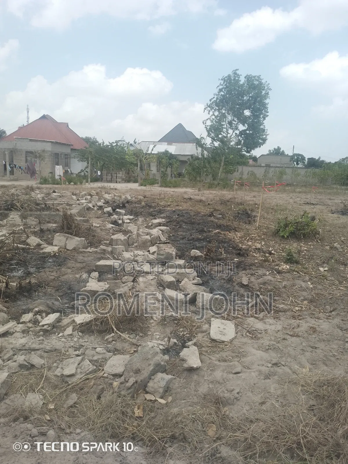 Kiwanja Sqmita 400 Kinauzwa Milioni 10 Majohe Viwege.