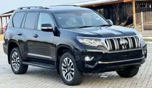 Toyota Land Cruiser Prado 2023 Black