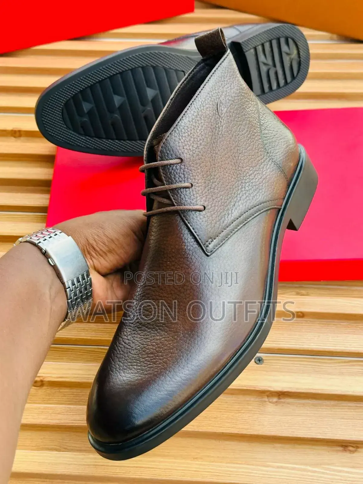 Clarks Ya Ngozi Ya Rangi Mbili