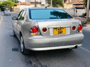 Toyota Altezza 2004 Silver