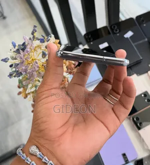 Samsung Galaxy S20+ 5G 128 GB Gray
