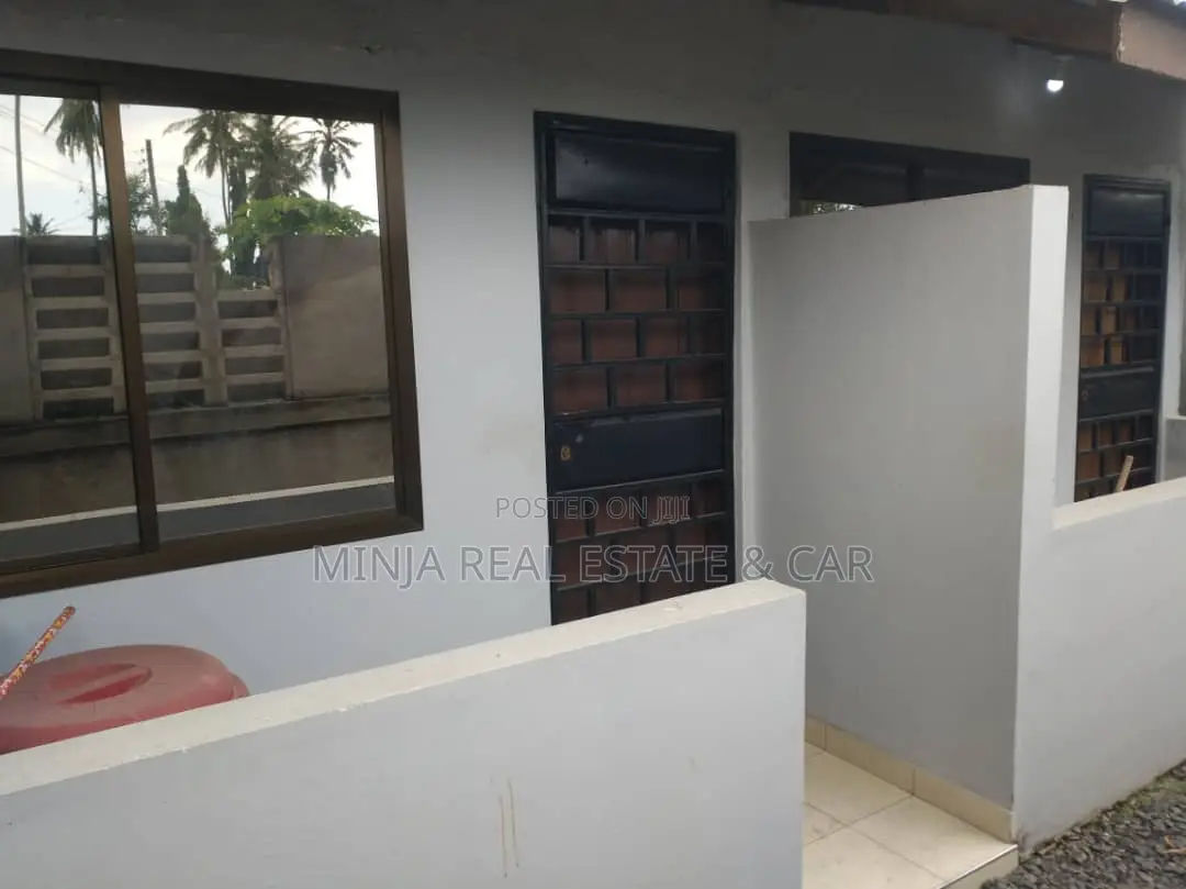 6bdrm House in Tabata for sale