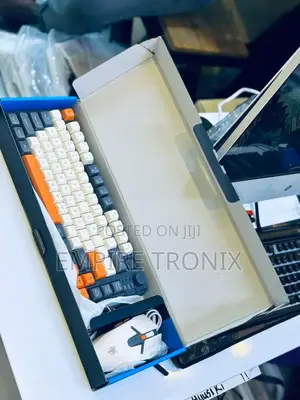 XUNFOX 80-Keys Wireless Bluetooth Keyboard