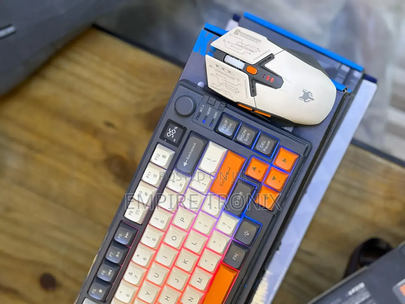 XUNFOX 80-Keys Wireless Bluetooth Keyboard