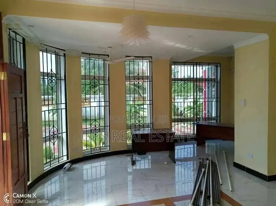 A Very Good House for Rent
