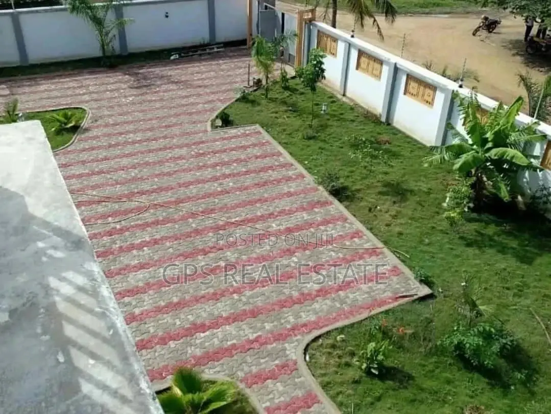 A Very Good House for Rent