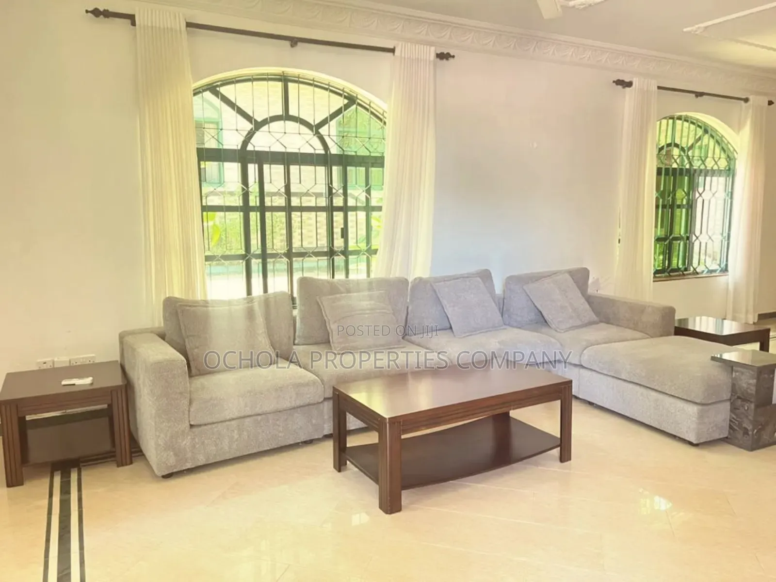Furnished 3bdrm Villa in Masaki for rent