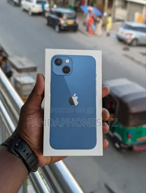 New Apple iPhone 13 128 GB Blue