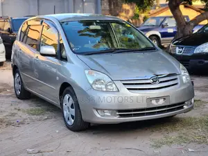 Toyota Corolla Spacio 2003 Silver