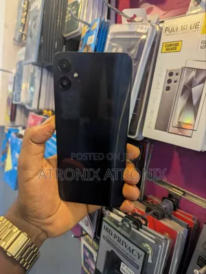 New Samsung Galaxy A05 64 GB Black