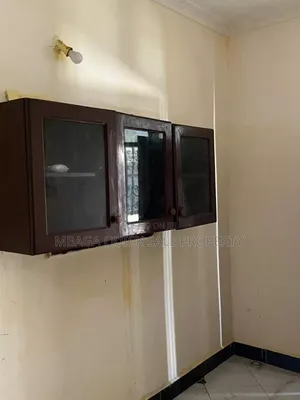 3bdrm Apartment in Kairuki Hospital, Mikocheni for rent