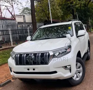 Toyota Land Cruiser Prado 2022 White