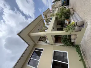 Furnished 4bdrm Villa in Trusted Real Estate, Oyster Bay for rent