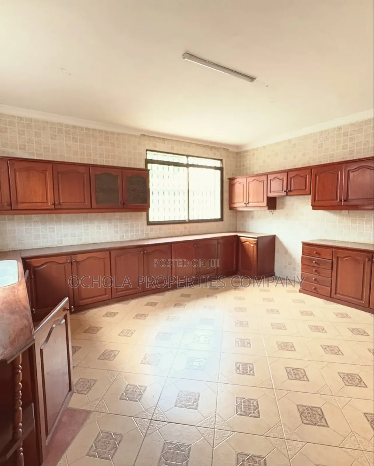 5bdrm House in Mikocheni for rent