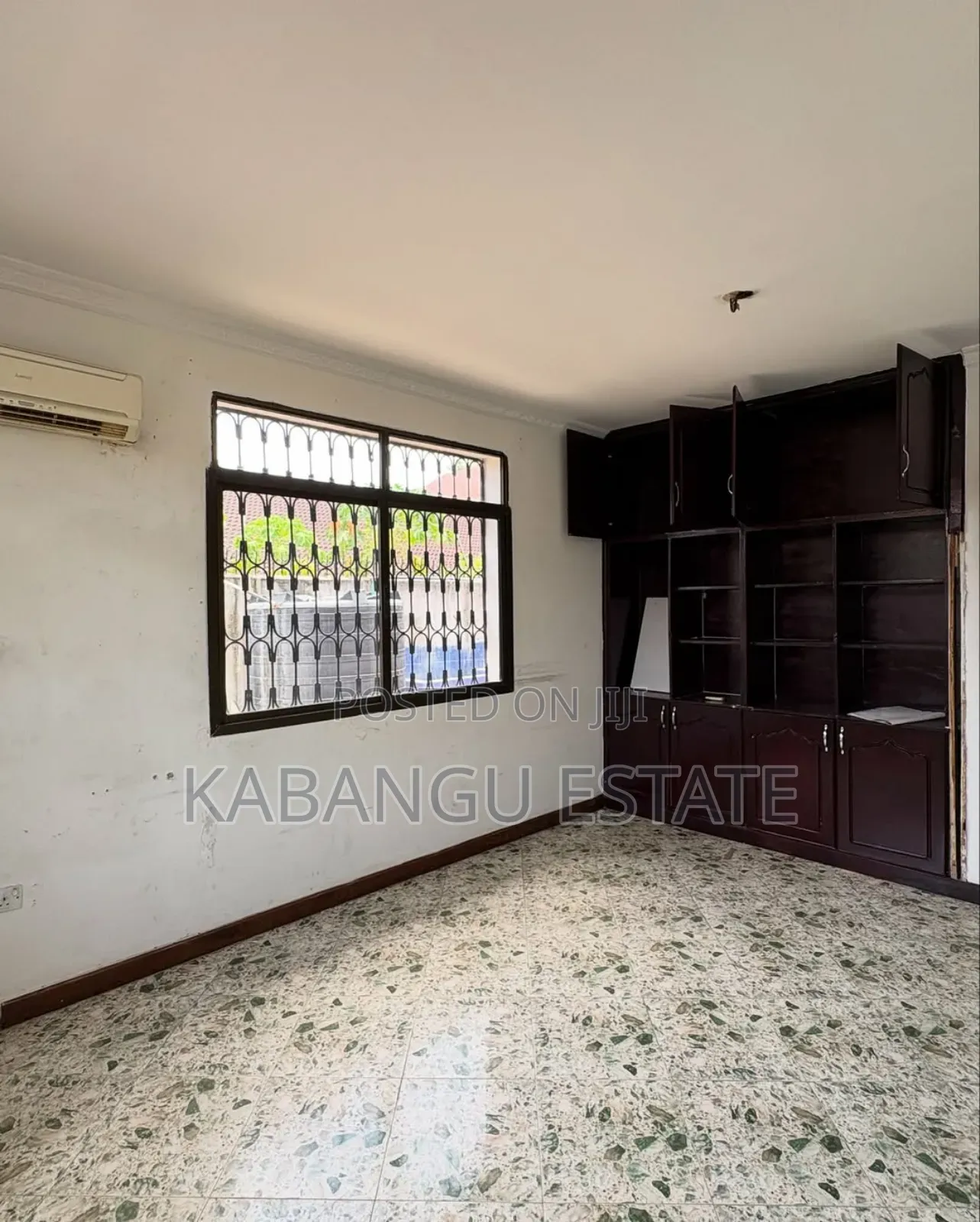 5bdrm House in Mikocheni for rent