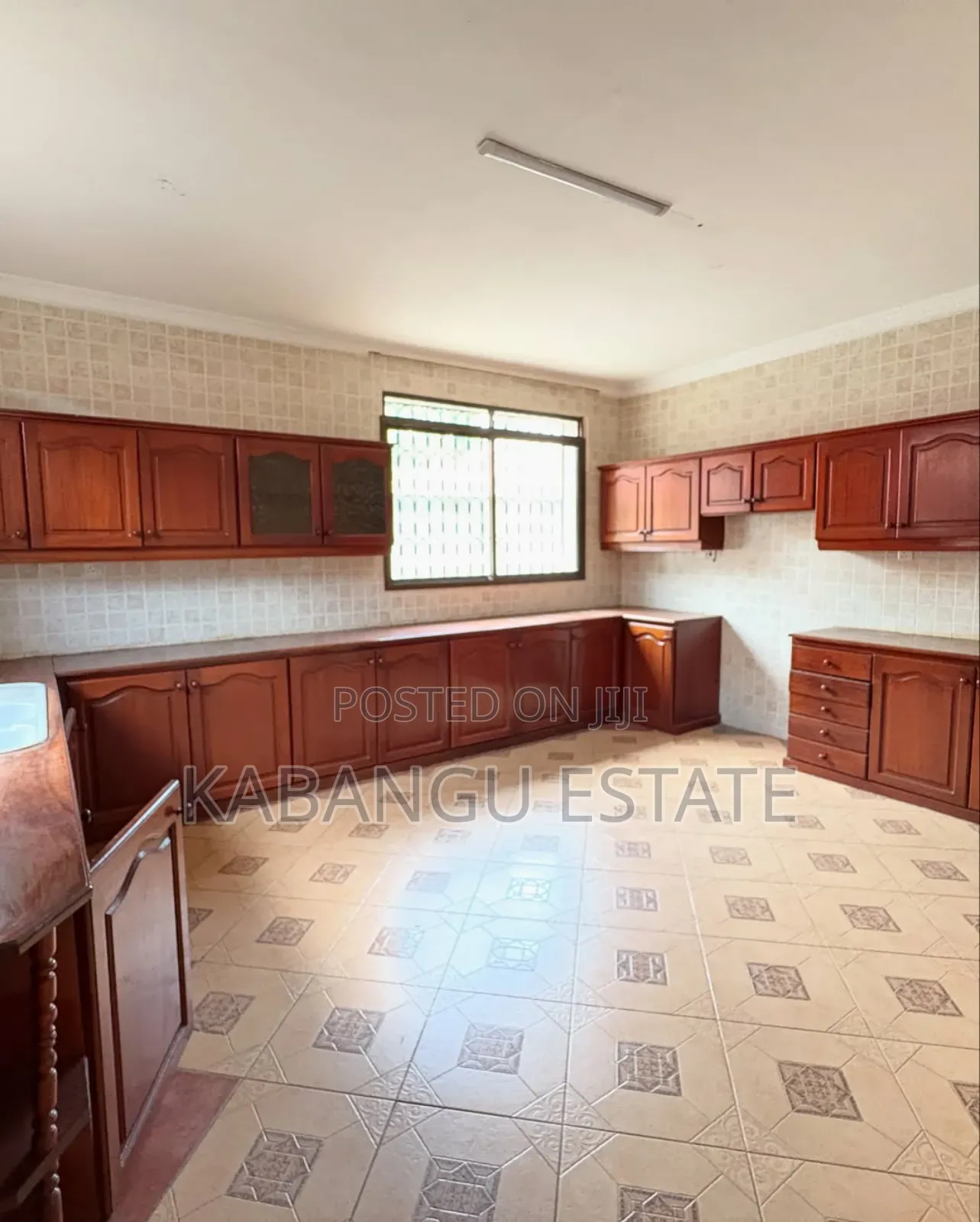 5bdrm House in Mikocheni for rent