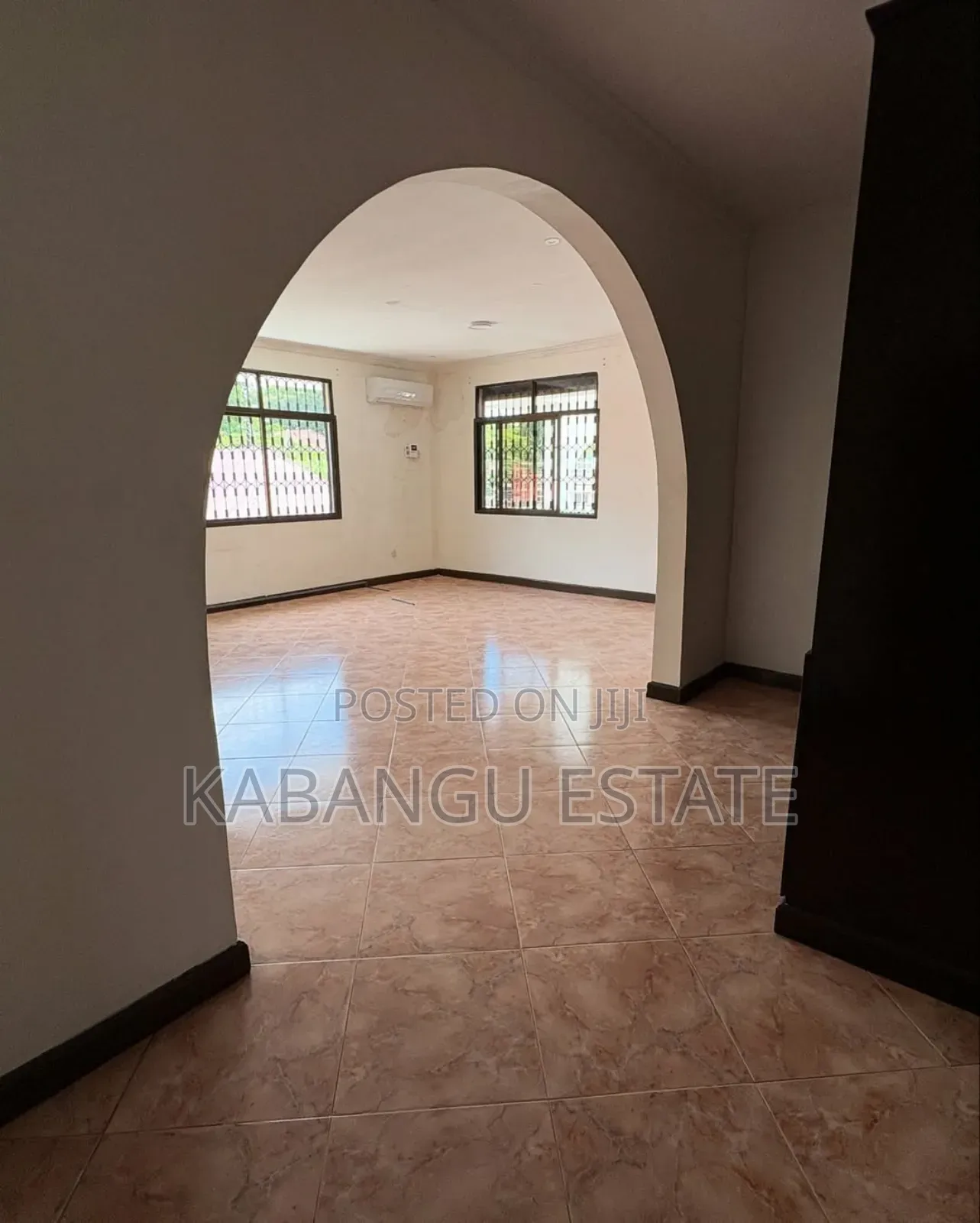5bdrm House in Mikocheni for rent