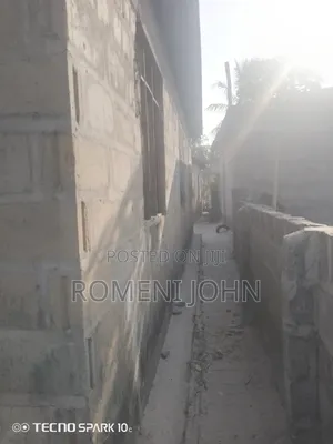 5bdrm House in Tanzania Daresalaam, Ilala for sale