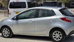 Mazda Demio 2011 Silver