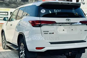 Toyota Fortuner 2017 White