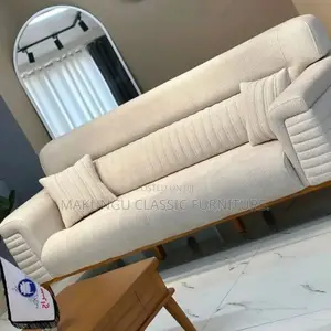 Sofa Ya Kisasa Yenye Fibres Na Spring