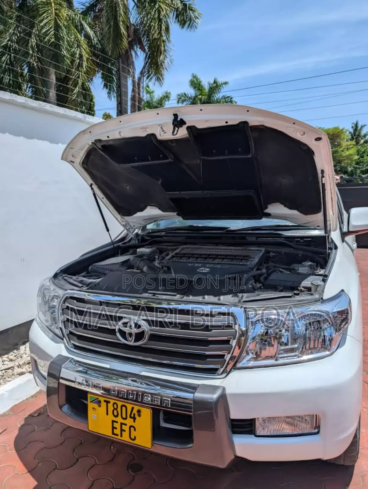 Toyota Land Cruiser 2015 White