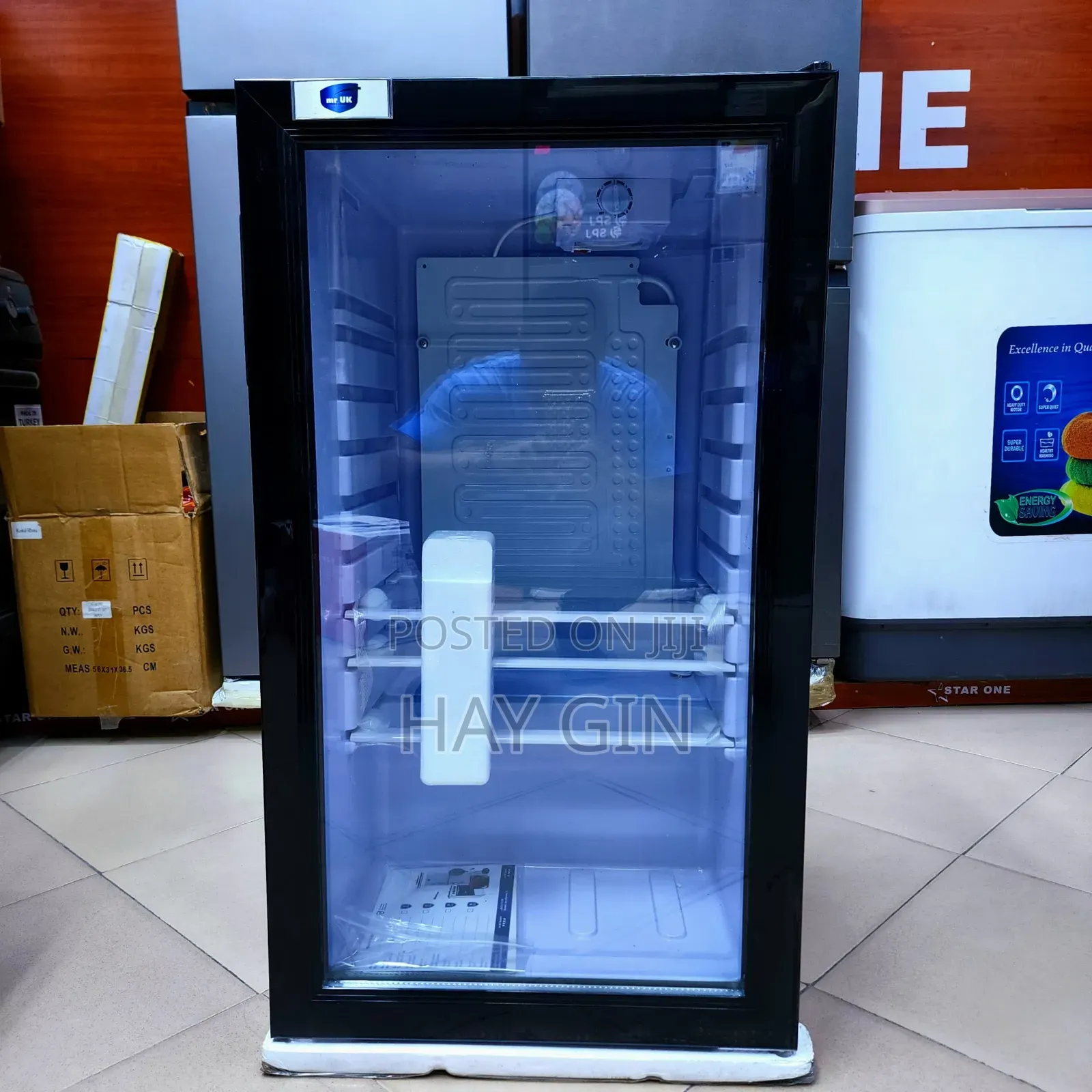 Fridge Showcase