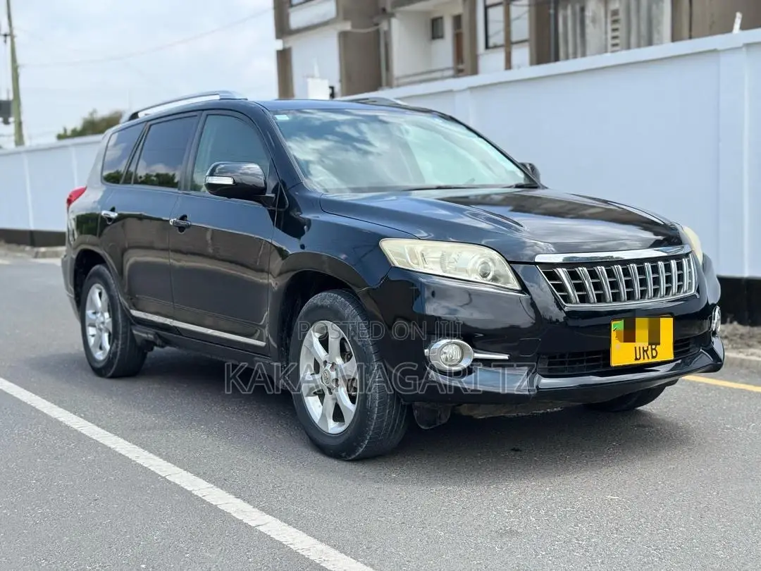 Toyota Vanguard 2011 Black