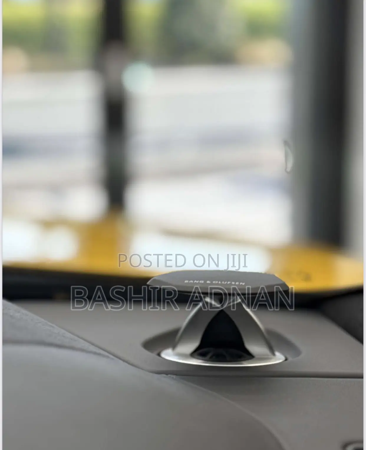 Lamborghini Urus Base 4dr AWD 2020 Yellow