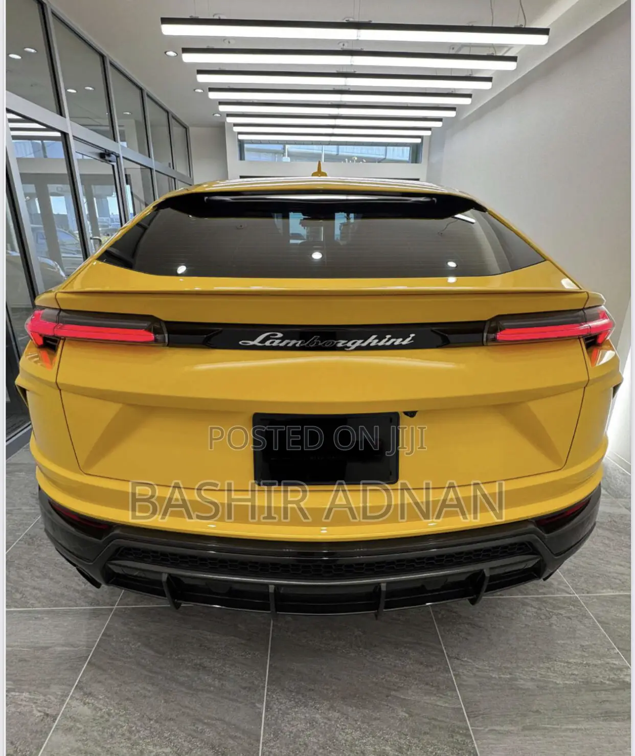 Lamborghini Urus Base 4dr AWD 2020 Yellow