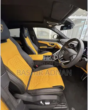 Lamborghini Urus Base 4dr AWD 2020 Yellow