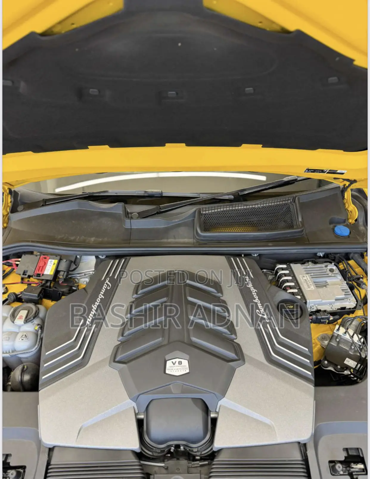 Lamborghini Urus Base 4dr AWD 2020 Yellow