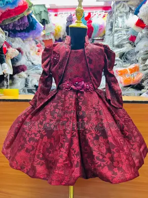 High Quality Gown
