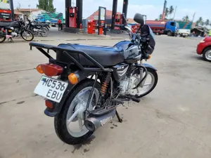 Bajaj Boxer 125 2024 Black