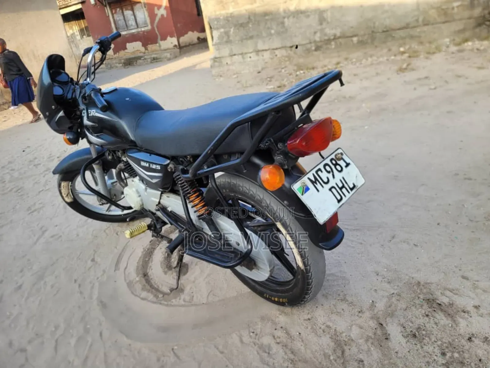 Bajaj Boxer 125 2024 Black