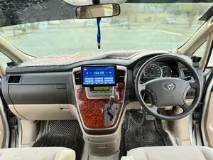 Toyota Alphard 2003 Silver