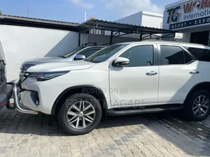 Toyota Fortuner 2017 White