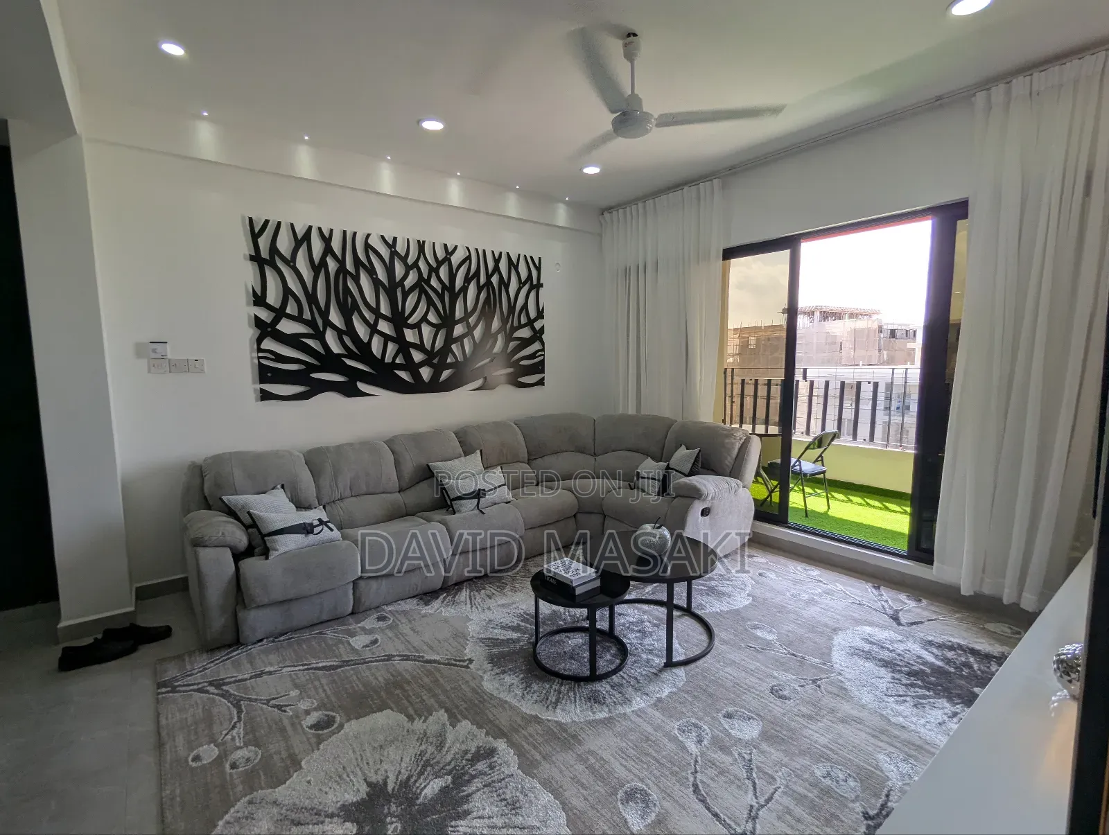 3bdrm Apartment in Msasani Apartments for sale