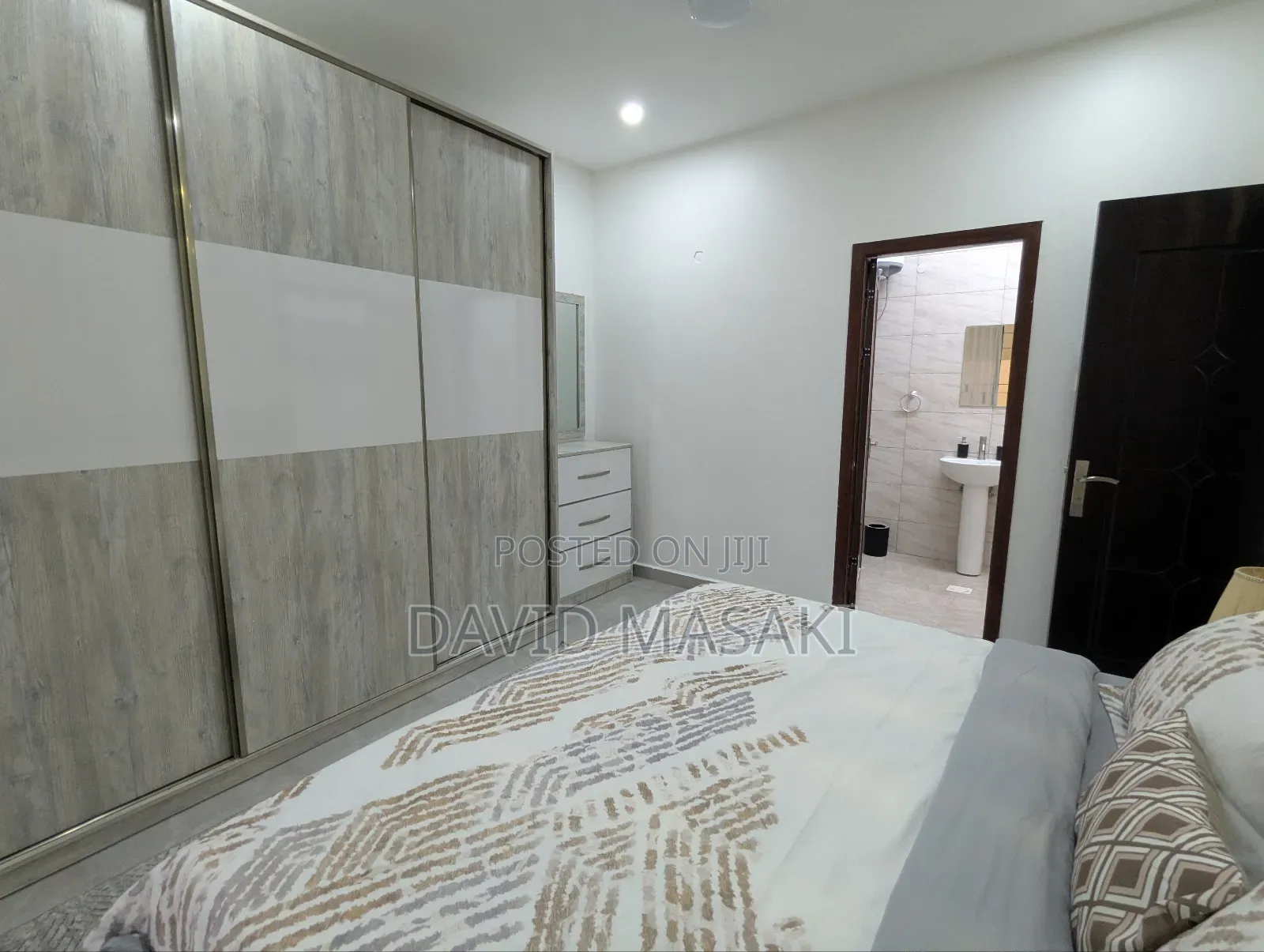 3bdrm Apartment in Msasani Apartments for sale